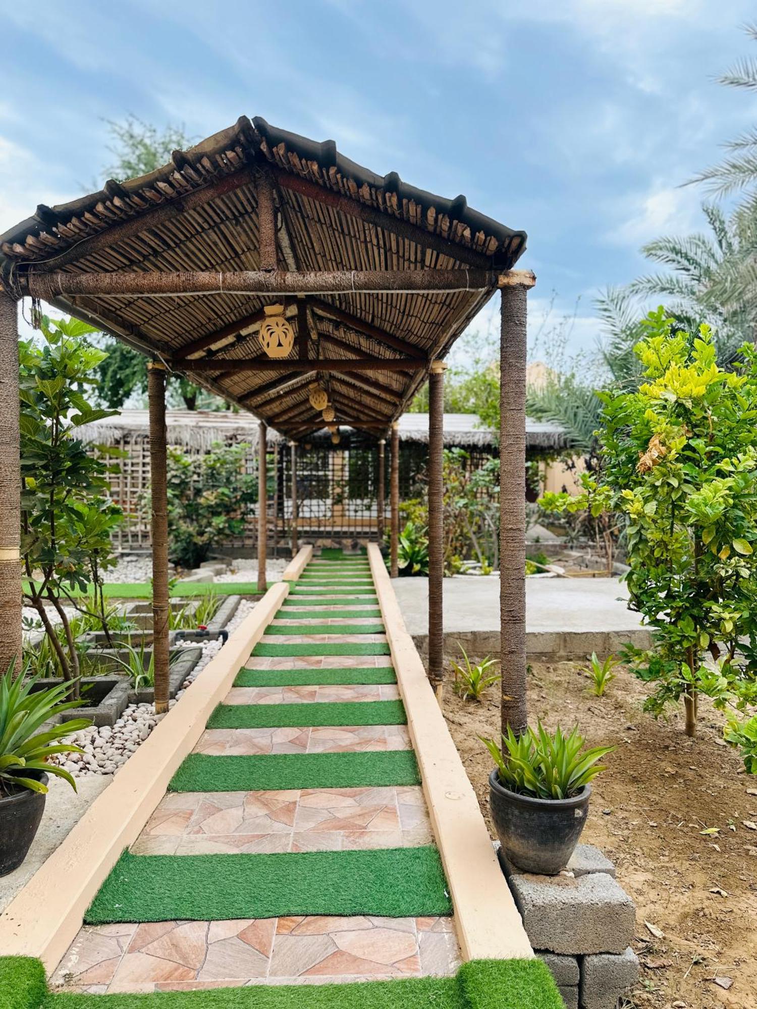 Fig Shades مزرعة ظلال التين Hotell Tiwi Eksteriør bilde